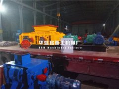 雙齒輥破碎機如何排料才能不堵料？